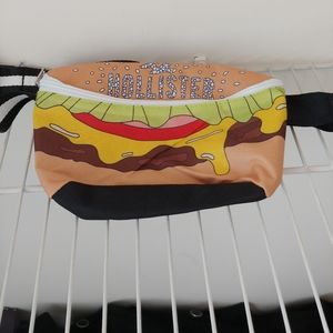 Hollister Hamburger Fanny Pack